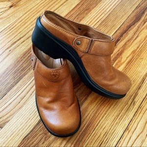 Ariat Brown Leather Mules Women’s 8.5 Work Clogs